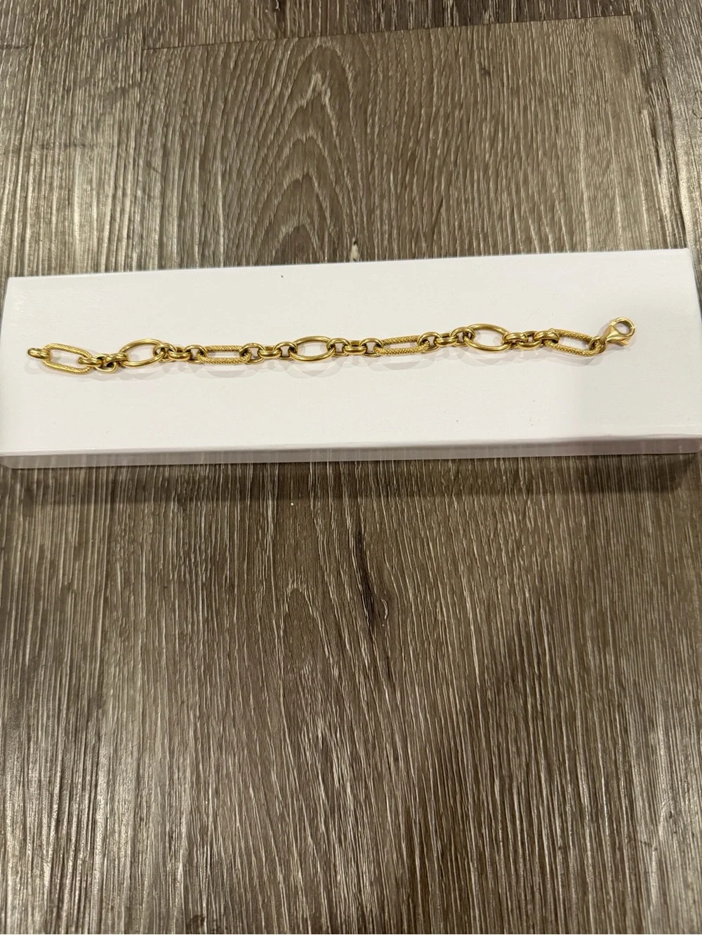 Vintage Gold Link Bracelet - Shiny Gold Tone